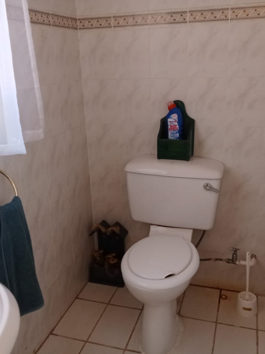 4 Bedroom Property for Sale in Bishops Bay Free State